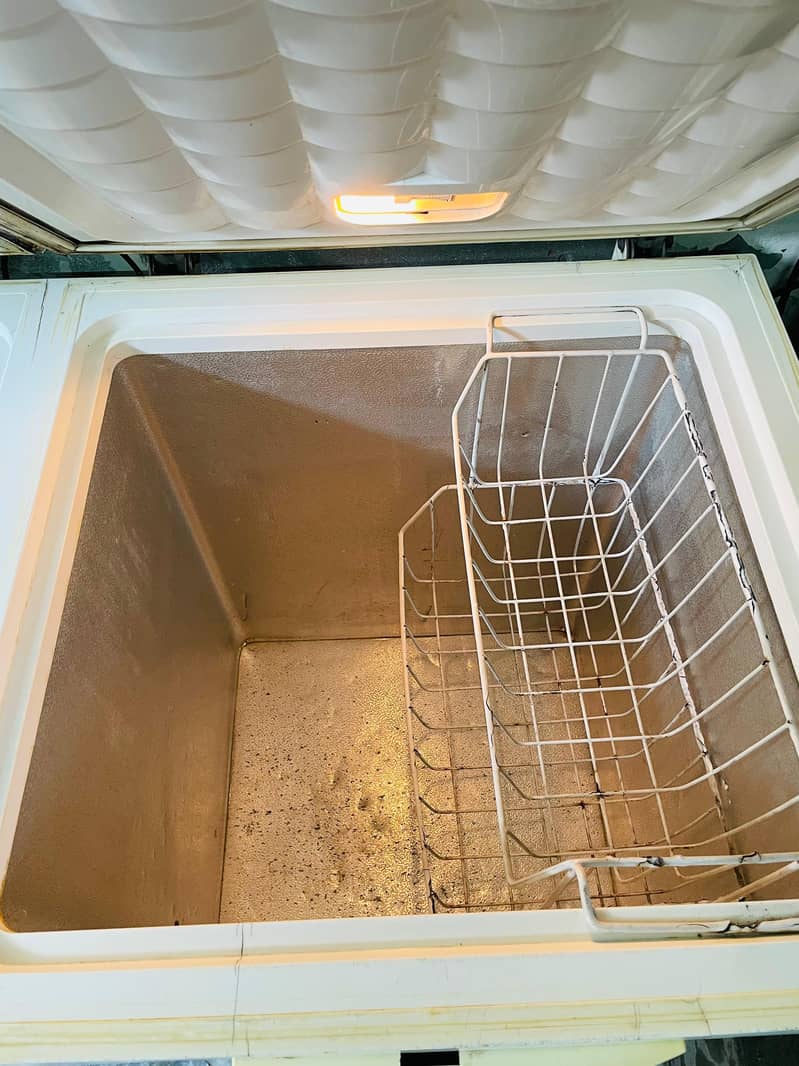 Waves deep freezer 3