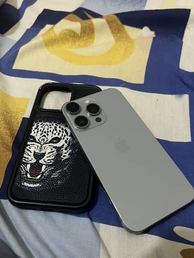 I PHONE XR CONVRT INTO 15 Pro