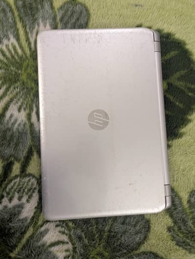 HP PAVILION 15 128gb SSD 2GB NVIDIA GRAPHICS intel i5