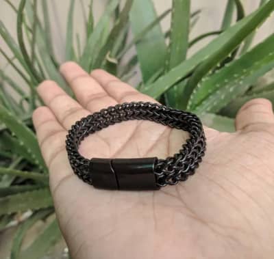 Stain less bracelet