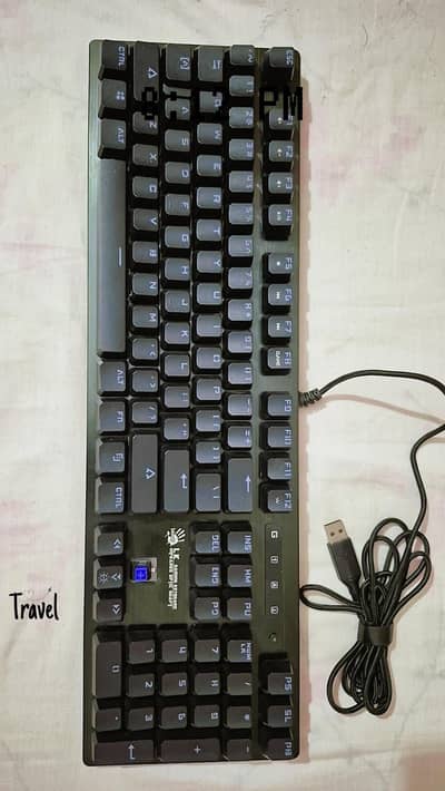 A4TECH GAMING KEYBOARD B820R AND GAMING MOUSE A90
