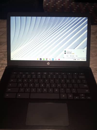 Hp chromebook 14inch  touchscreen   4/32