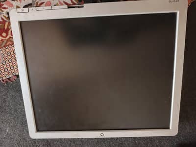 HP 17” LCD Monitor – Fully Working – Good Condition