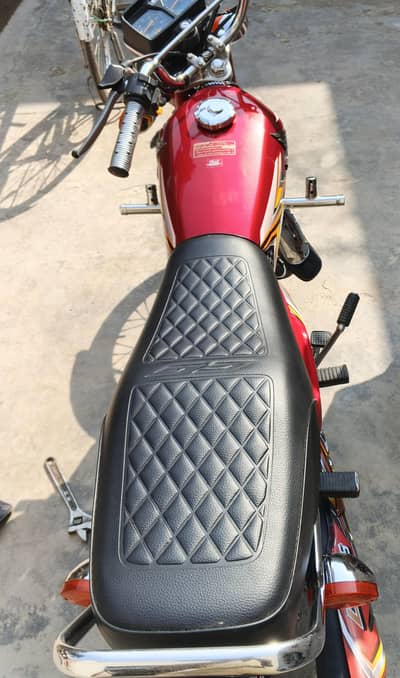 125 Argent sale 2025