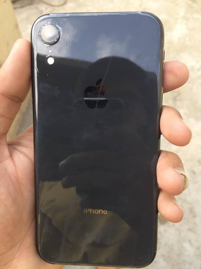 iPhone XR 0