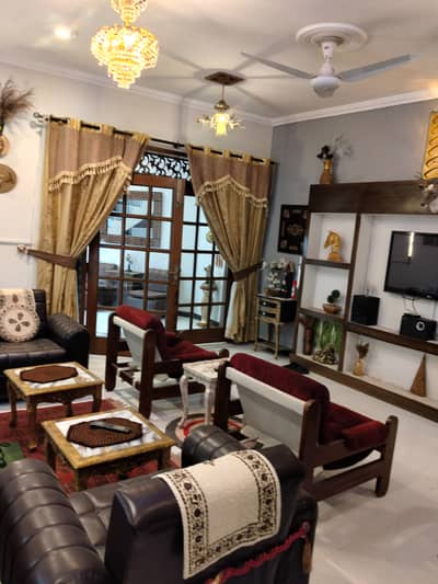 One bedroom furnished apartments available per day in E11 2