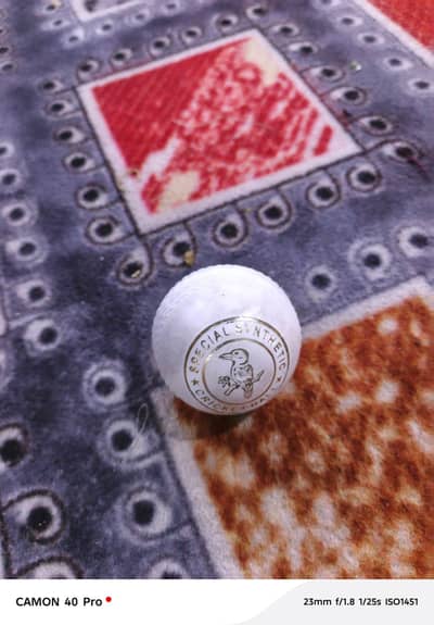 6 synetic balls White and red both available in 2500