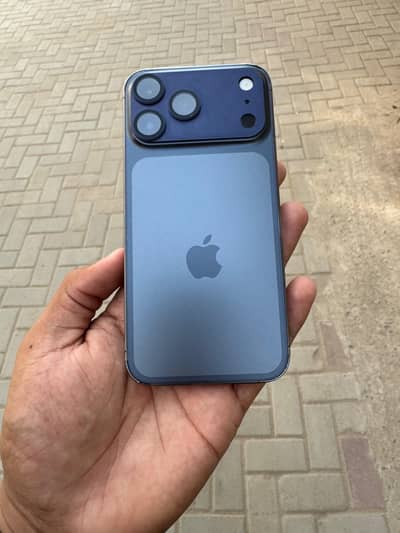 iphone 14 pro max back crack