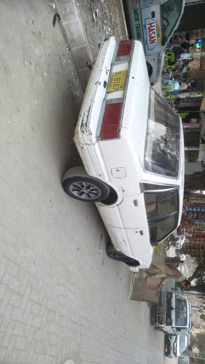 Daihatsu Charmant 1987