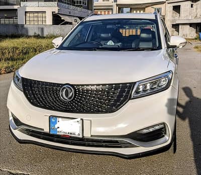 Glory 580 pro 7 seater luxurious SUV wirh panoramic sunroof