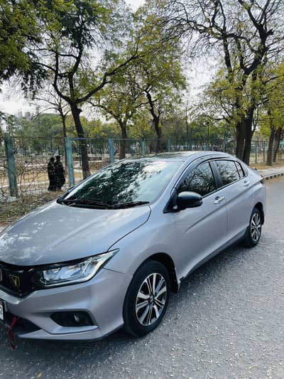 Honda city 1.5 aspire Top of the line