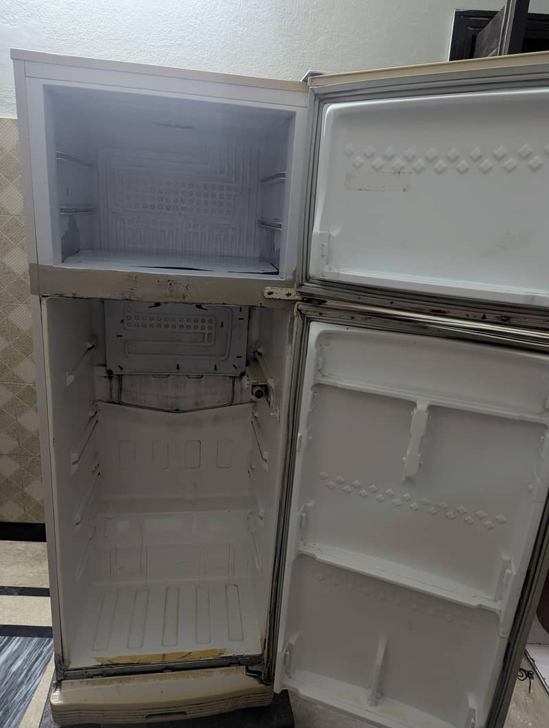 PEL Fridge (COMPRESSOR - ISSUE) 3