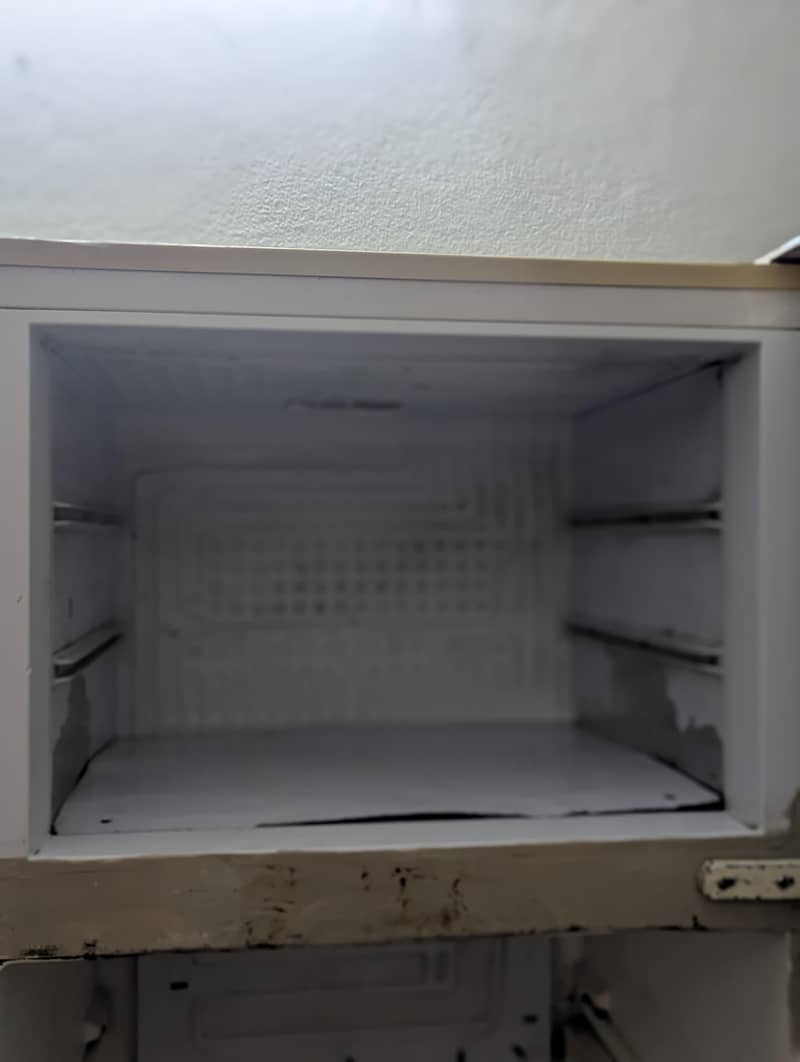 PEL Fridge (COMPRESSOR - ISSUE) 9