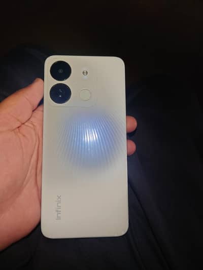 Infinix smart 7 HD 4/64 ( No Open No Repair ) just glass break