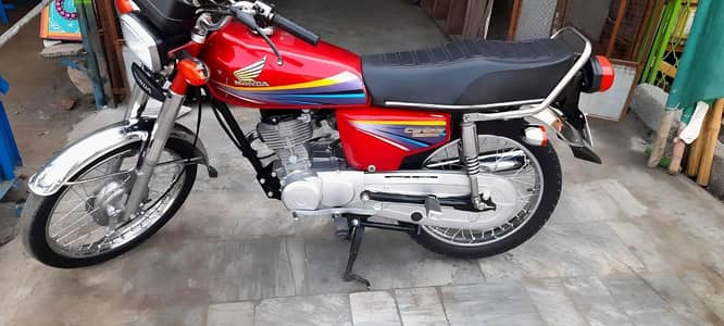 Honda bike CG 125cc model 2012 all fare complete