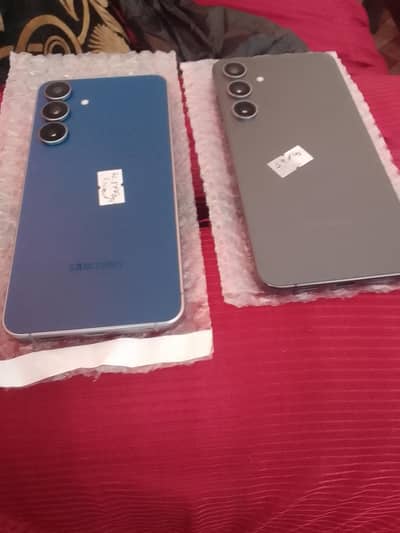 8/128 open box blue colour