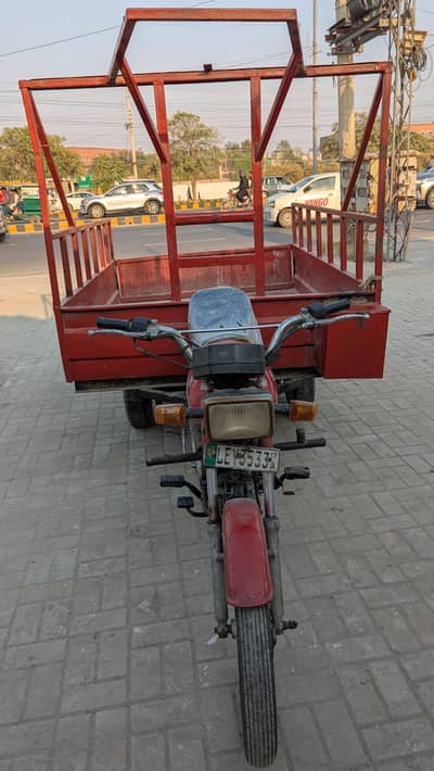 Rikshow. Bike Suzuki Spindal All Ok Hai Enjen Kagaz Bi All Clear Hai. P