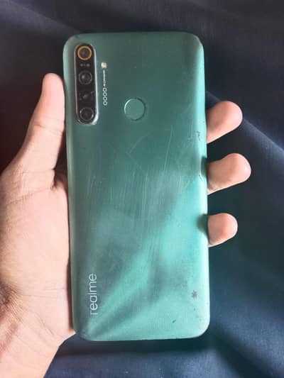 Realme 5i 4+64 With Box