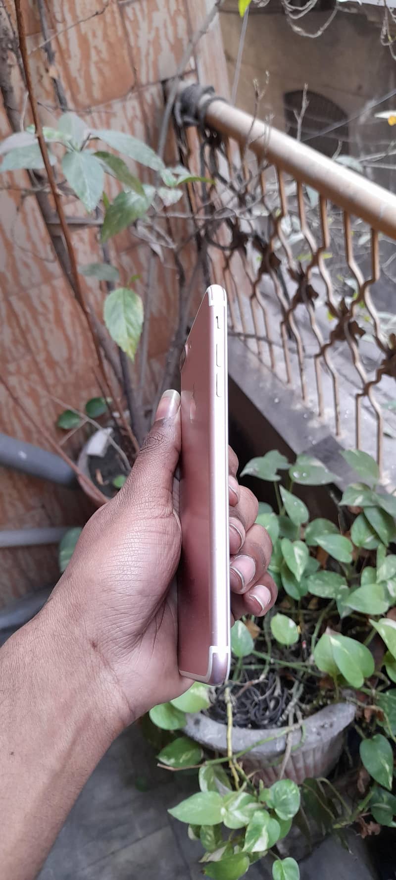 iphone 7plus pta 3