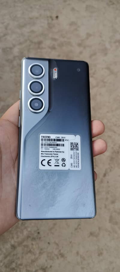 Tecno camon 40 pro  complete box