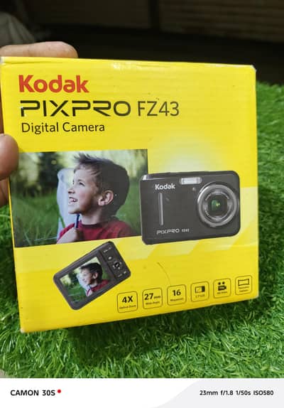 Kodak Pix Pro Friendly Zoom FZ43 Digital Camera 16MP UK imported