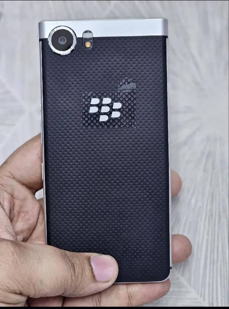blackberry keyone 4