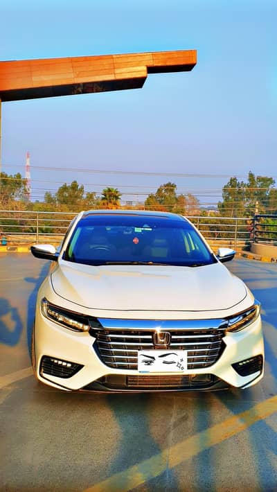 Honda Insight Hybrid Premium Compact Sedan Based on The Civic
