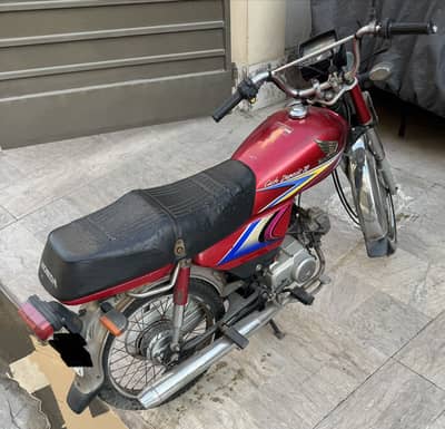 Motorbike Honda CD 70 for urgent sale
