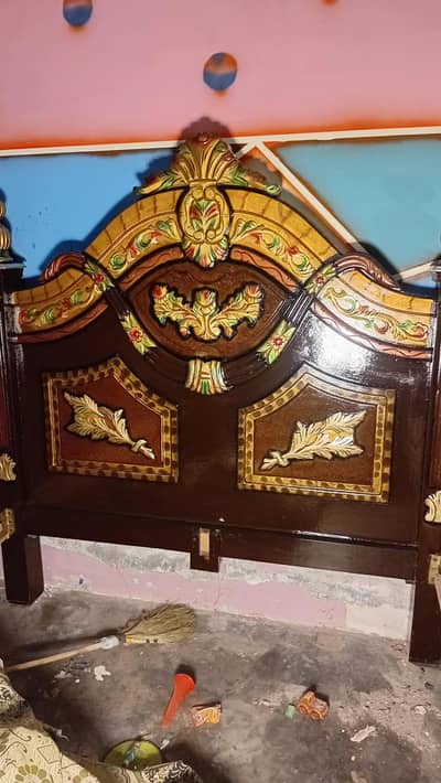 King Bed sell just in 35,000