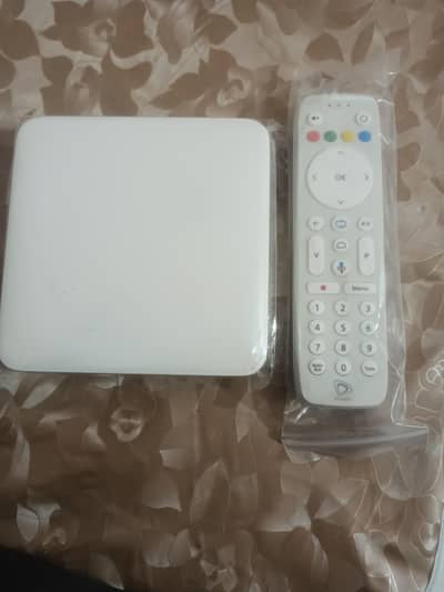 VERSION 10 4GB ANDROID SMART TV BOX