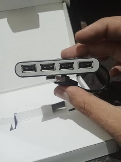4-Port Portable USB 2.0 Hub