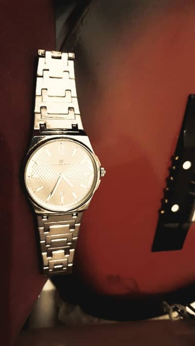 Universe Point Stylish Men's Watch - Stainless Steel - Good Condition