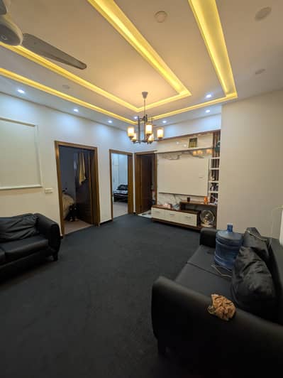 GULBERG RESIDENCIA 7M GROUND FLOOR FOR RENT SOLAR AVAILABLE