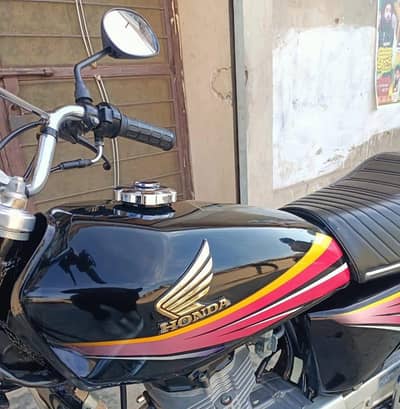 Honda CG 125 model 2011 model for sale