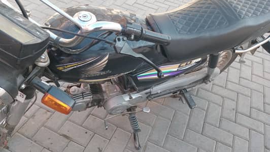 honda15model nmb lga hua ha urgent sale bio on spot