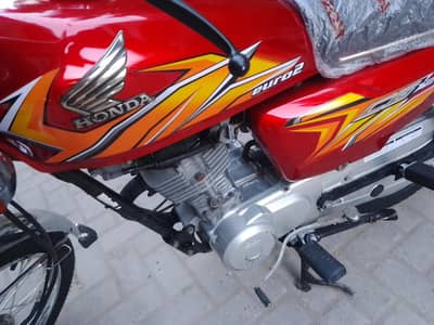 Honda 125 Hyderabad number 21 model