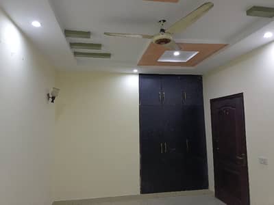 4 Marla Double Story House 40 Feet Road For Sale