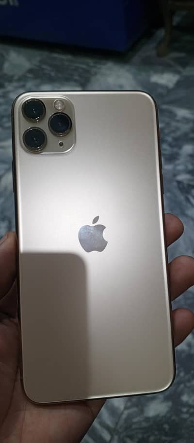 I phone 11 pro max 256