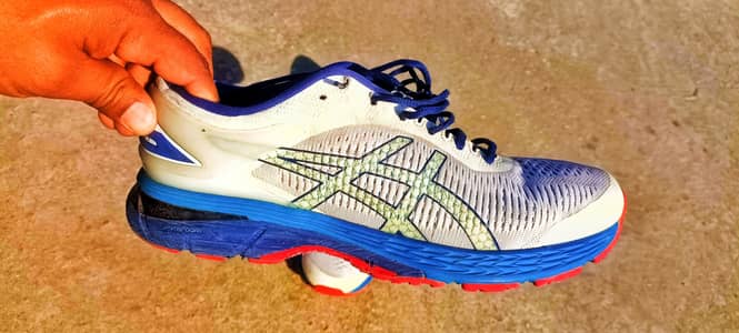 Asics branded shoes for sale size 10 no (45)