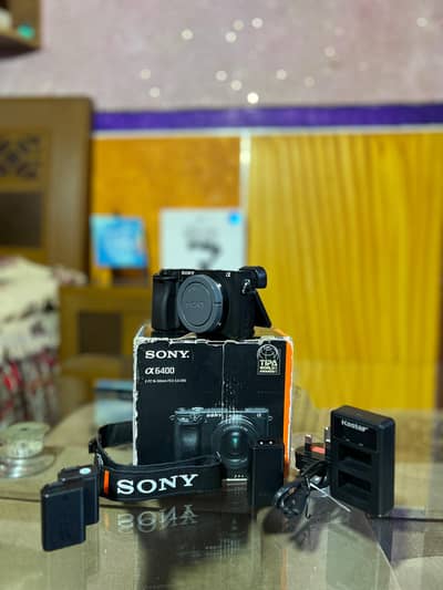 Sony 6400 With Sigma 16mm