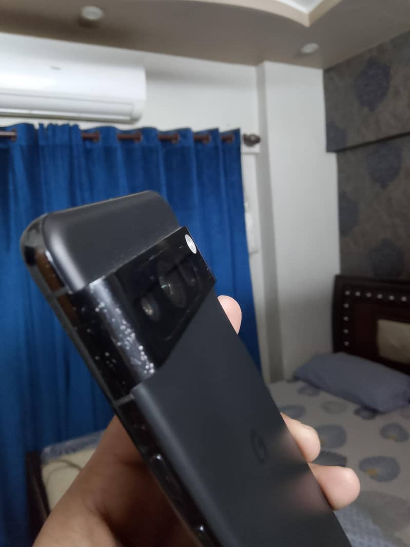 Google Pixel 8 Pro 2