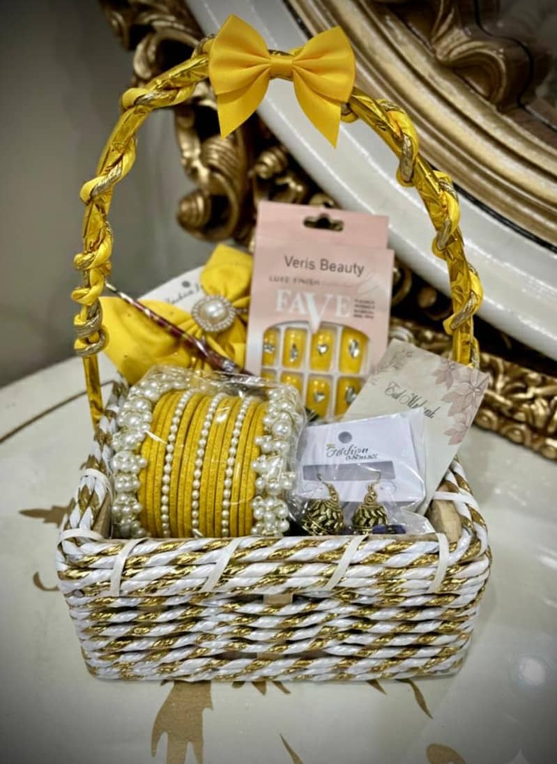 customized Eid basket 3