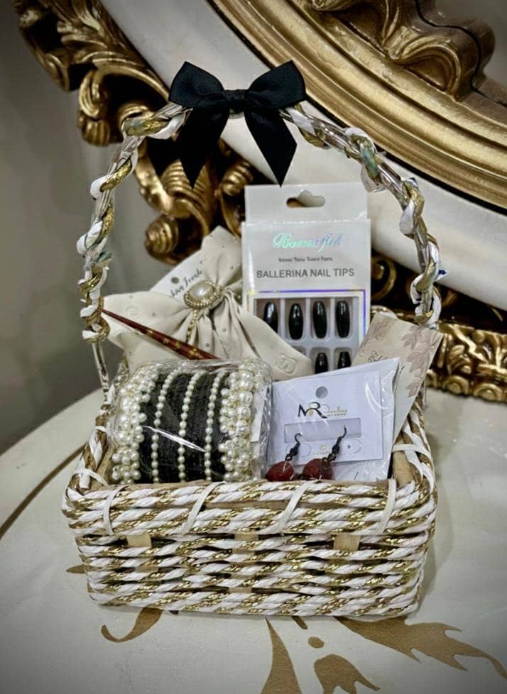 customized Eid basket 4