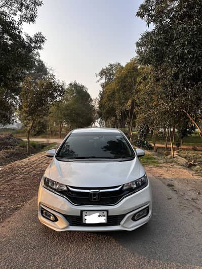 Honda fit 2019 hybrid