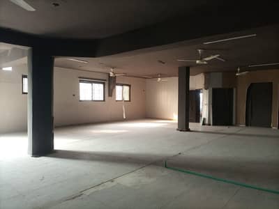 1 kanal Ground floor office for rent Near Emporium Mall Near Expo center