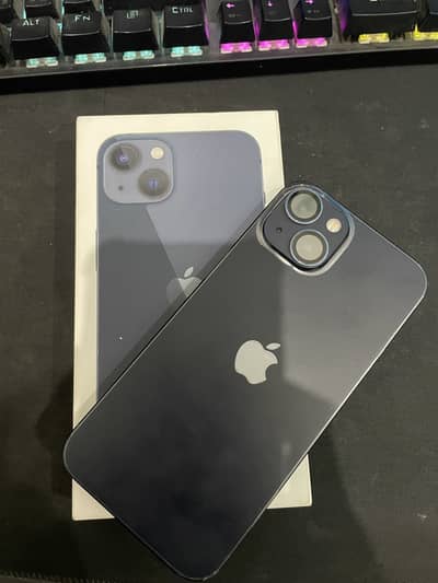 I Phone 13 10/10 Condition with box and original cable