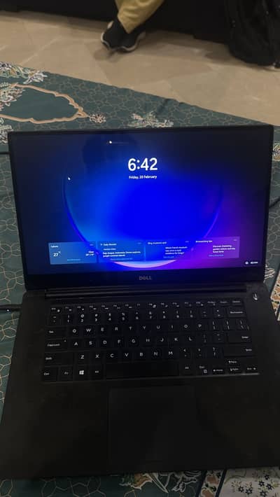 Dell Precision 5520 4k touch screen core i7 7th Gen
