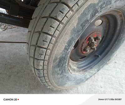 I am selling my loader rickshaw