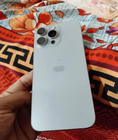 iPhone 15 pro max iCloud