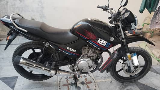 Yamaha YBR 125G 2024